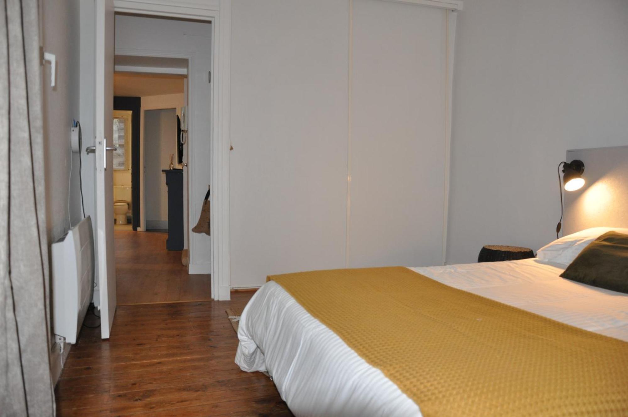 Caen : Appartement Cosy Hyper Centre Historique Bagian luar foto